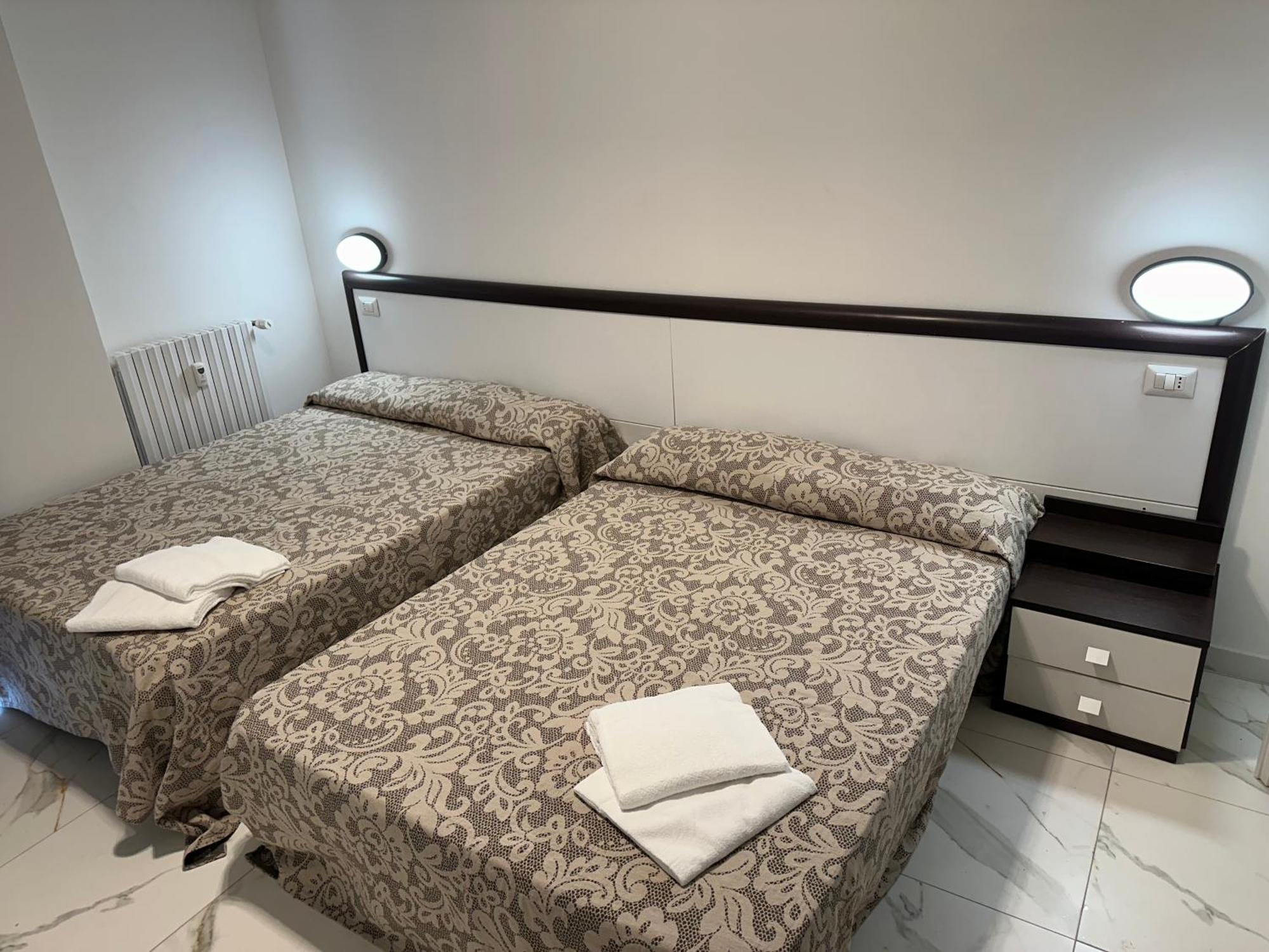 Jcube Apartments Bocconi Milano Екстериор снимка