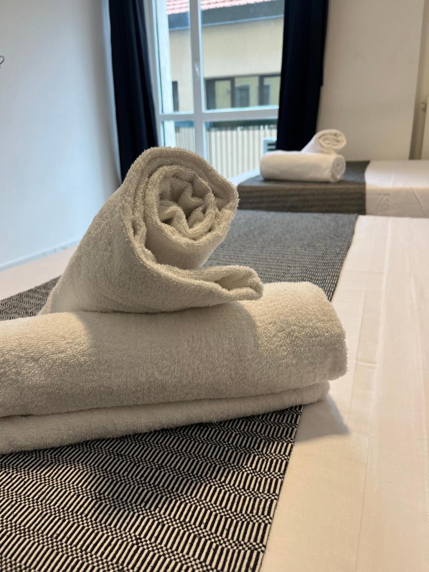 Jcube Apartments Bocconi Milano Екстериор снимка