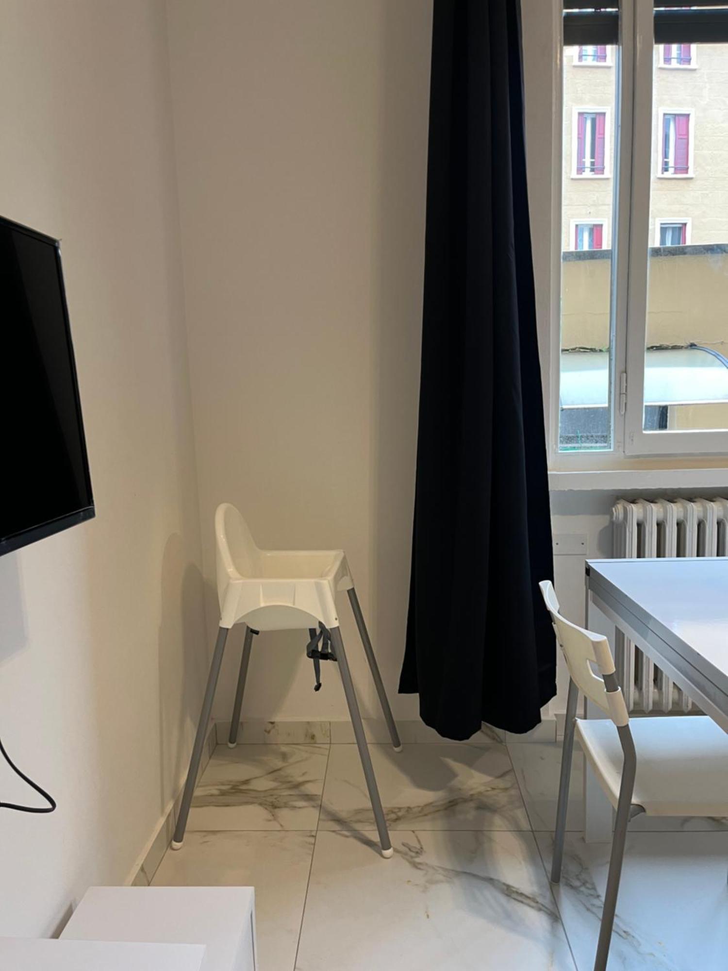 Jcube Apartments Bocconi Milano Екстериор снимка