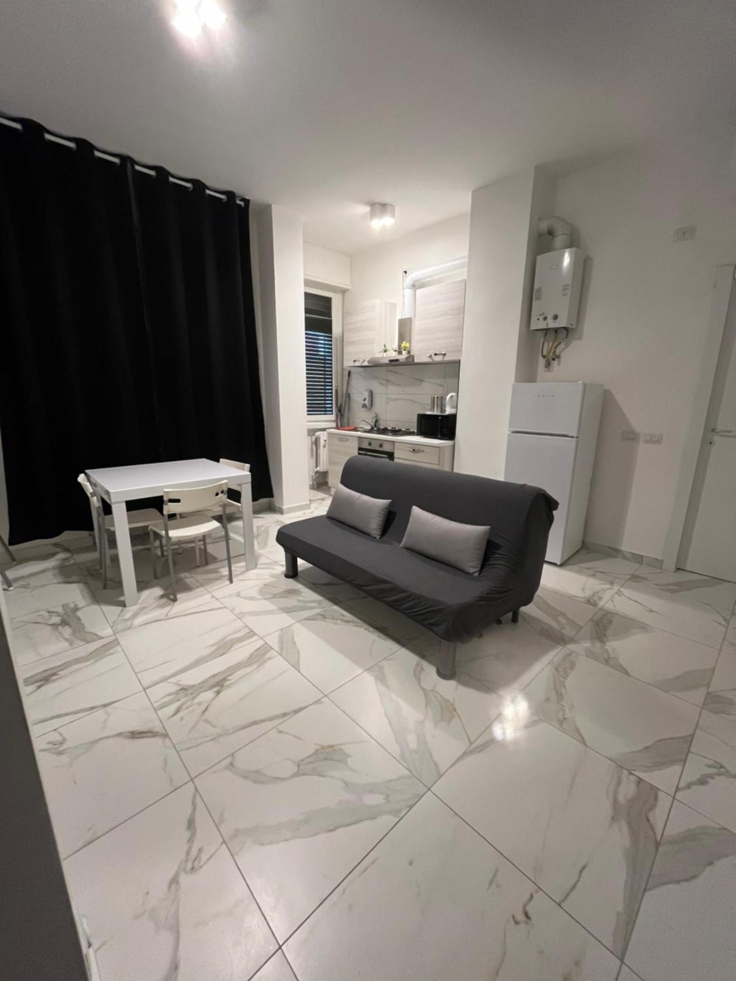 Jcube Apartments Bocconi Milano Екстериор снимка