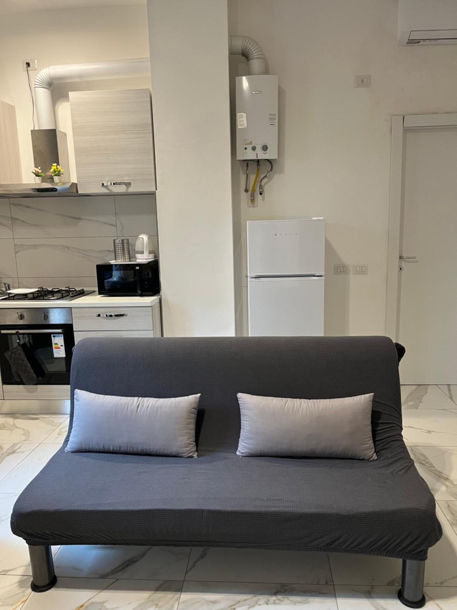 Jcube Apartments Bocconi Milano Екстериор снимка